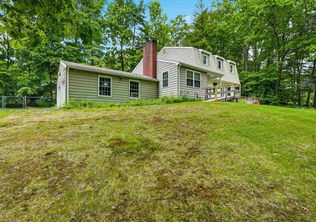 Homes for sale in Windham, NH | 17 Rolling Ridge Rd, Windham, NH 03087 | MLS# 5092014