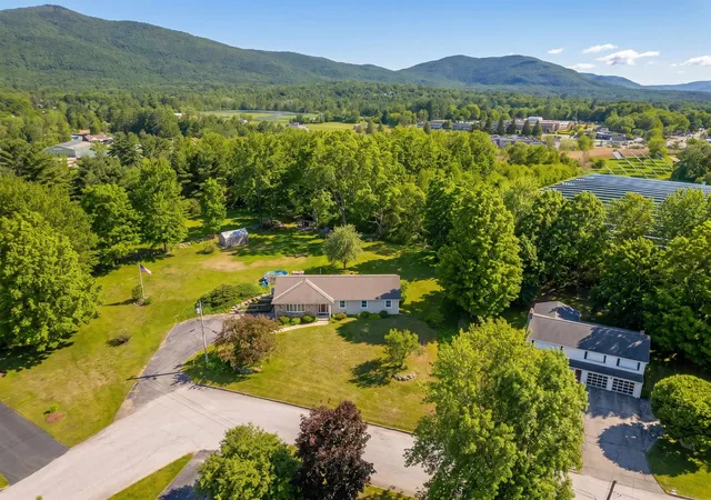 Photo 3 of Single family home for sale at 12 Laverne Dr, Rutland, VT 05701 | MLS# 5092026 | Listing updated on 2026-09-15