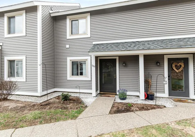 Homes for sale in South Burlington, VT | 309 Sugar Tree Ln, South Burlington, VT 05403 | MLS# 5092040