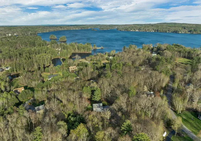 Homes for sale in Strafford, NH | 58 Pointe Trinity Dr, Strafford, NH 03884 | MLS# 5092044