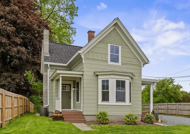 Photo 1 of Single family home for sale at 225 Latham Works Ln, White River Junction, VT 05001 | MLS# 5092076 | Listing updated on 2026-06-09