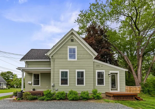 Photo 3 of Single family home for sale at 225 Latham Works Ln, White River Junction, VT 05001 | MLS# 5092076 | Listing updated on 2026-06-09