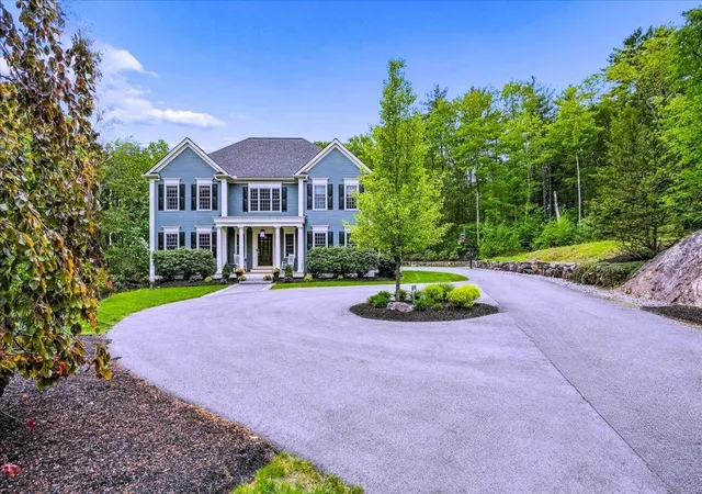 5th image of 14 Aspen Ln, Bedford, NH 03110 | MLS# 5092097