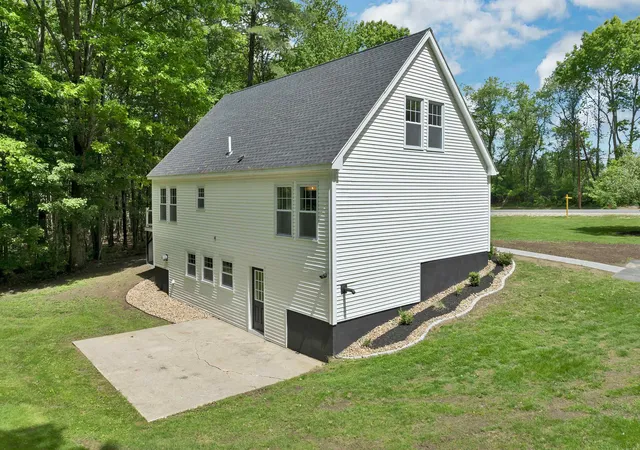 Homes for sale in Epsom, NH | 260 Center Hill Rd, Epsom, NH 03234 | MLS# 5092115
