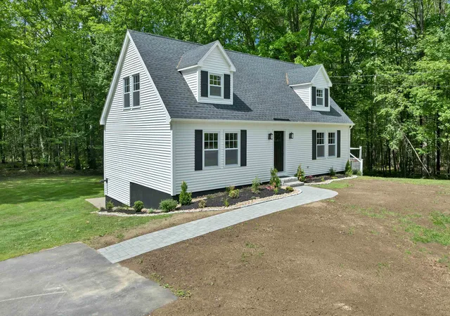 Homes for sale in Epsom, NH | 260 Center Hill Rd, Epsom, NH 03234 | MLS# 5092115