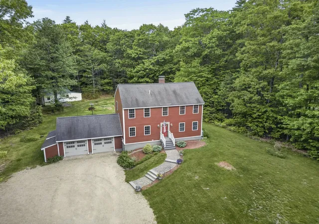 Photo 1 of Single family home for sale at 141 Mitchell Rd, Nottingham, NH 03290 | MLS# 5092154 | Listing updated on 2026-09-27