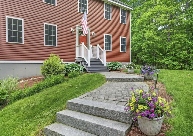 2nd image of 141 Mitchell Rd, Nottingham, NH 03290 | MLS# 5092154