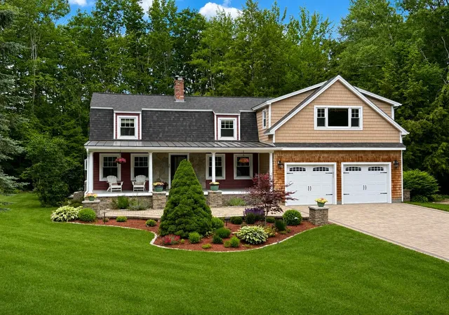 Homes for sale in Gilford, NH | 16 Hampshire Dr, Gilford, NH 03249 | MLS# 5092186