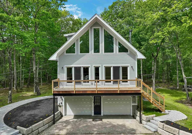 Photo 1 of Single family home for sale at 105 Nichols Rd, Center Ossipee, NH 03814 | MLS# 5092214 | Listing updated on 2026-09-10