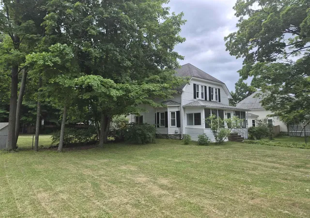 Homes for sale in Derry, NH | 22 Fairview Ave, Derry, NH 03038 | MLS# 5092223