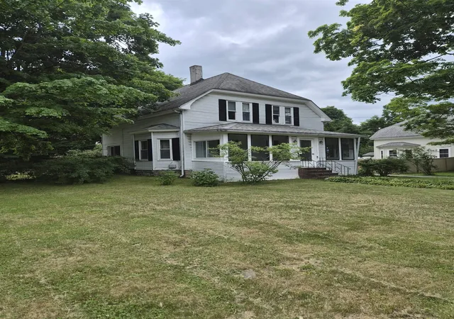Homes for sale in Derry, NH | 22 Fairview Ave, Derry, NH 03038 | MLS# 5092223
