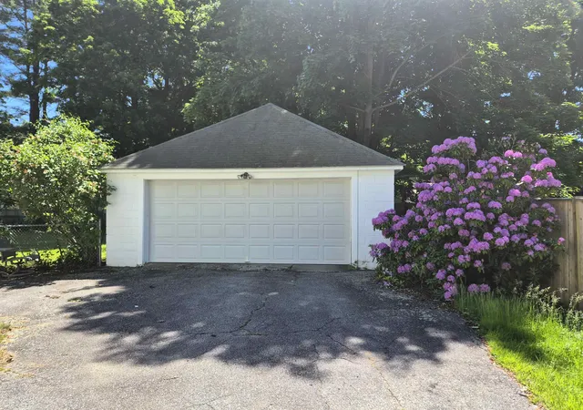 Homes for sale in Derry, NH | 22 Fairview Ave, Derry, NH 03038 | MLS# 5092223