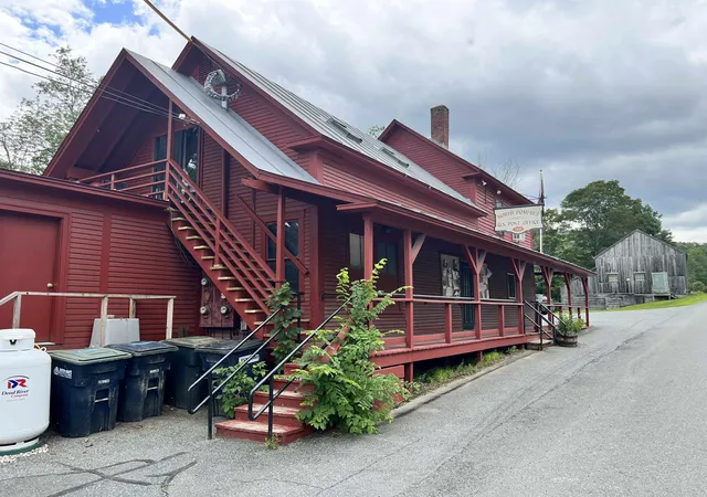 3rd image of 7868 Pomfret Rd, North Pomfret, VT 05053 | MLS# 5092228