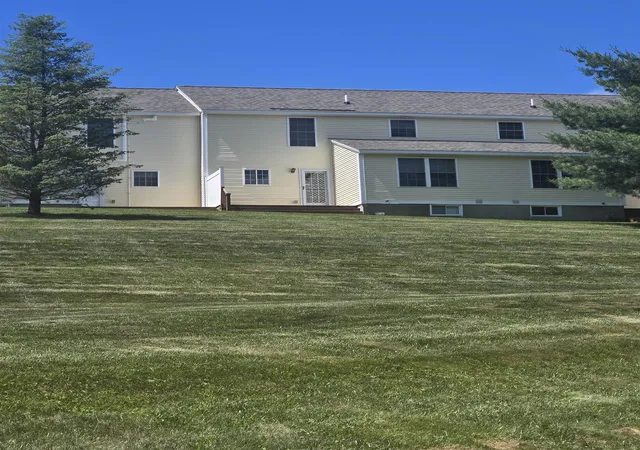 Homes for sale in Swanzey, NH | 28 Owens Dr #24, Swanzey, NH 03446 | MLS# 5092250