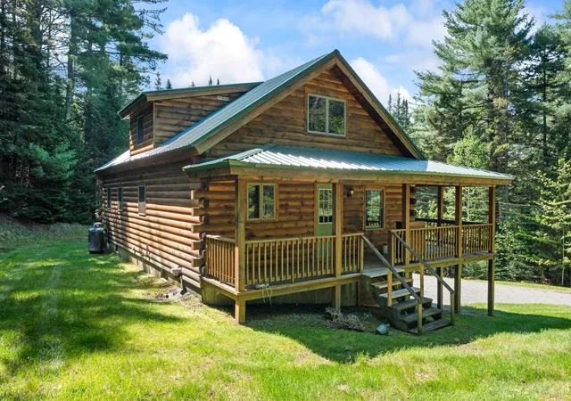 Homes for sale in Bethlehem, NH | 81 Pine Valley Rd, Bethlehem, NH 03574 | MLS# 5092256