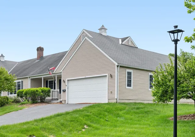 Homes for sale in Barre, VT | 19 Wildersburg Comn, Barre, VT 05641 | MLS# 5092257