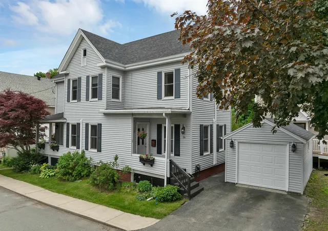 Homes for sale in Amesbury, MA | 24 Chester St, Amesbury, MA 01913 | MLS# 5092269