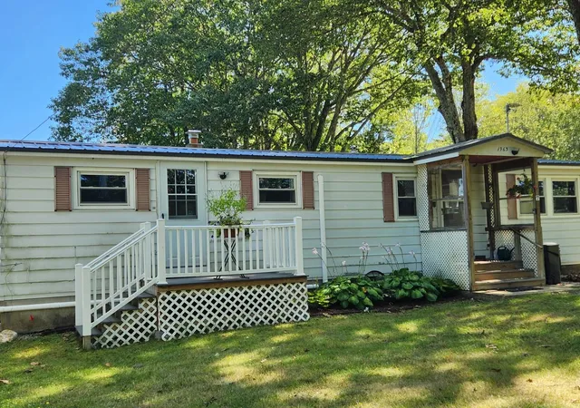 Homes for sale in Madbury, NH | 7 9 Mill Hill Rd, Madbury, NH 03823 | MLS# 5092295