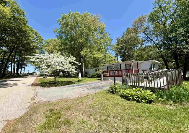 3rd image of 29 Brown Ave, Seabrook, NH 03874 | MLS# 5092332