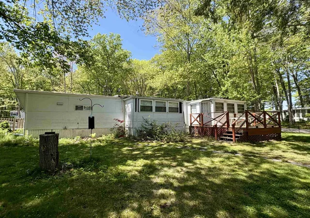 4th image of 29 Brown Ave, Seabrook, NH 03874 | MLS# 5092332