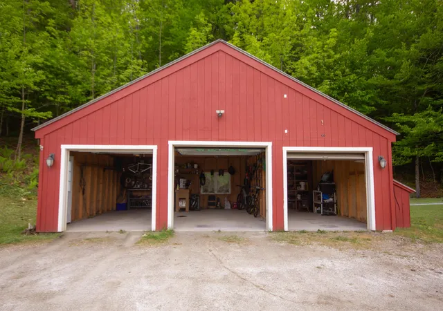 Homes for sale in Rochester, VT | 1138 Bethel Mountain Rd, Rochester, VT 05767 | MLS# 5092355