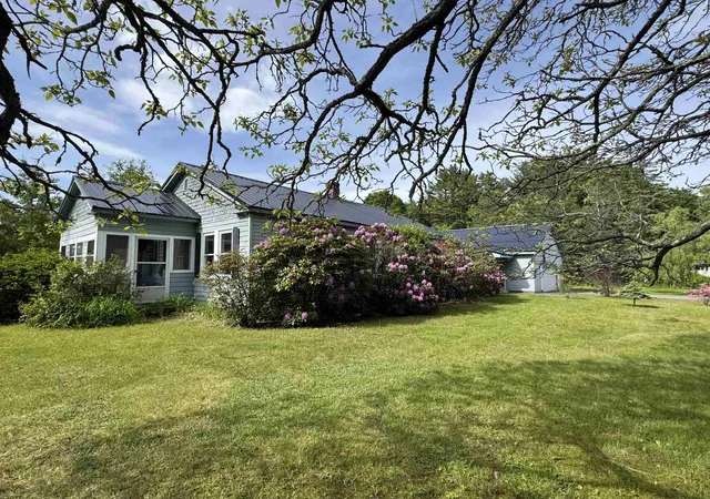 3rd image of 1 Circle Dr, Boscawen, NH 03303 | MLS# 5092361