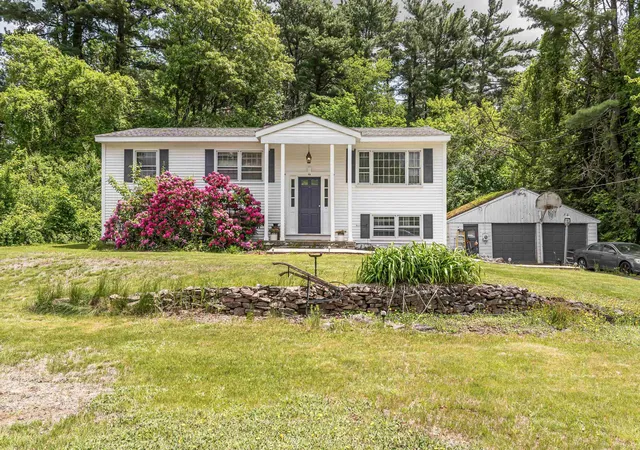 Homes for sale in Derry, NH | 3 Craven Ter, Derry, NH 03038 | MLS# 5092363