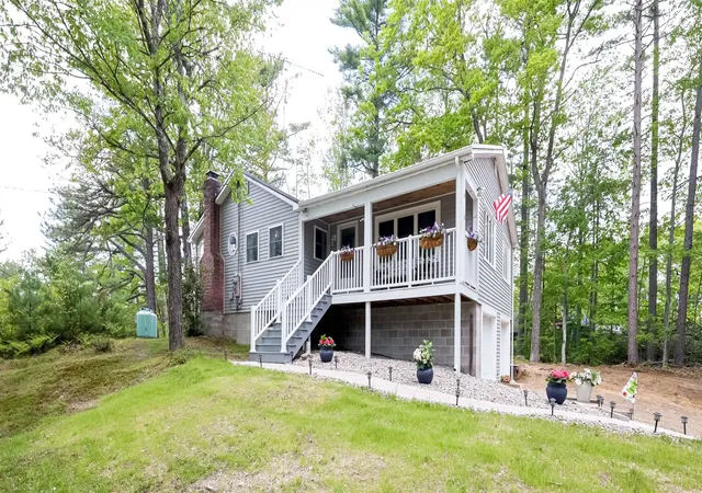1st image of 40 Emerald Point Rd, Wakefield, NH 03830 | MLS# 5092371