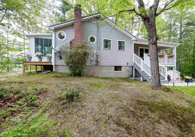 4th image of 40 Emerald Point Rd, Wakefield, NH 03830 | MLS# 5092371