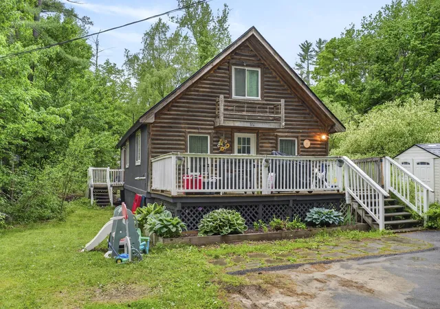 1st image of 20 Sunrise Pl, Hillsborough, NH 03244 | MLS# 5092393