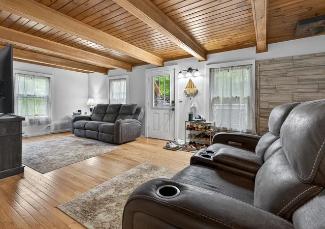 5th image of 20 Sunrise Pl, Hillsborough, NH 03244 | MLS# 5092393