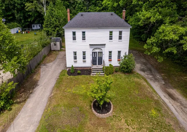 Homes for sale in Rollinsford, NH | 484 Silver St, Rollinsford, NH 03869 | MLS# 5092409