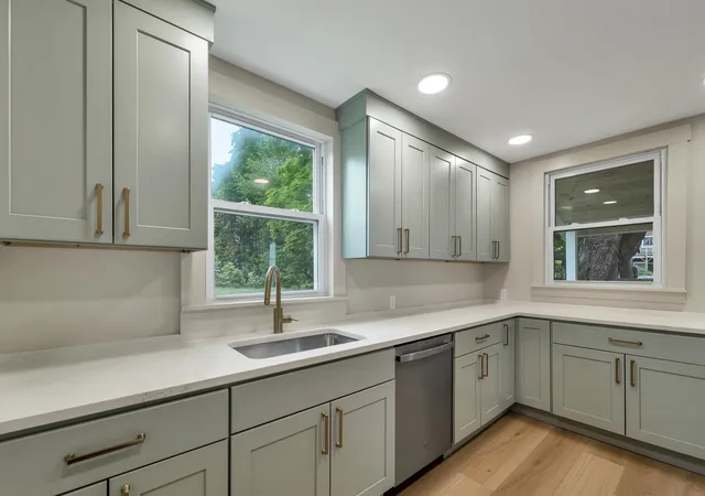Photo 4 of Single family home for sale at 33 Spruce St, Concord, NH 03301 | MLS# 5092422 | Listing updated on 2026-07-27
