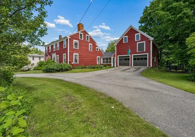 Homes for sale in Dunbarton, NH | 11 Stark N Hwy, Dunbarton, NH 03046 | MLS# 5092426