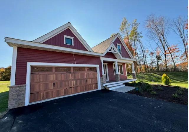 Photo 2 of Sale Pending at 36 Edgewater Dr, Brentwood, NH 03833 | MLS# 5092440 | Listing updated on 2026-06-04