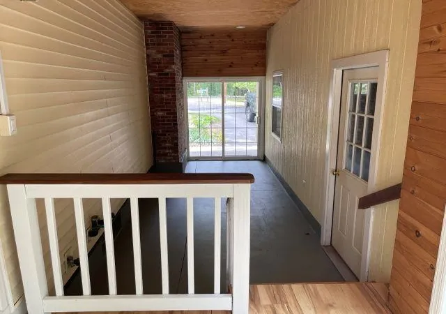 2nd image of 28 Westwood Dr, Henniker, NH 03242 | MLS# 5092443