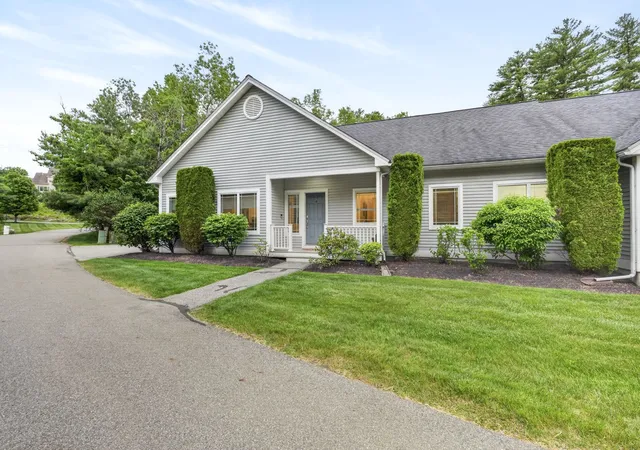 Homes for sale in Windham, NH | 14 Mountain Village Rd, Windham, NH 03087 | MLS# 5092448