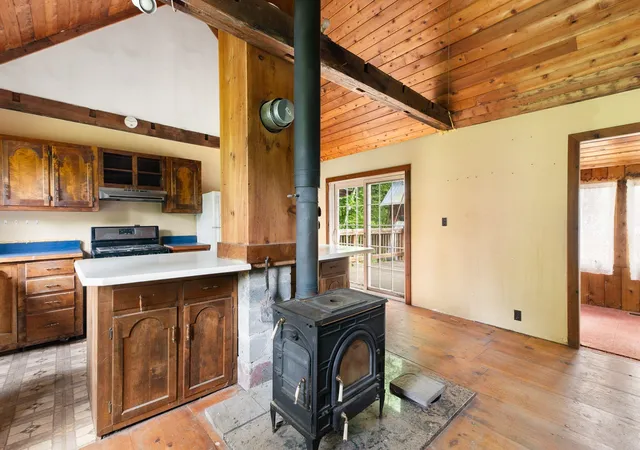 Homes for sale in Wardsboro, VT | 1102 Route 100, Wardsboro, VT 05355 | MLS# 5092471