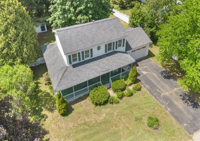 Homes for sale in Essex Junction, VT | 32 Countryside Dr, Essex Junction, VT 05452 | MLS# 5092498