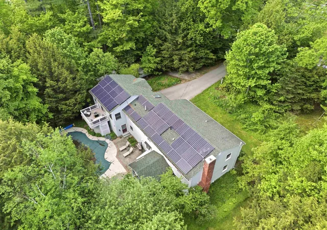 Photo 4 of Single family home for sale at 26 Jonathan Ln, Bow, NH 03304 | MLS# 5092499 | Listing updated on 2026-07-13