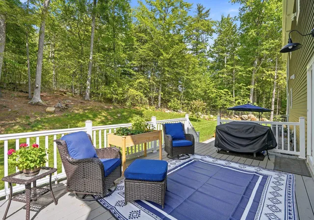 3rd image of 47 Indian Rock Rd, Bedford, NH 03110 | MLS# 5092514