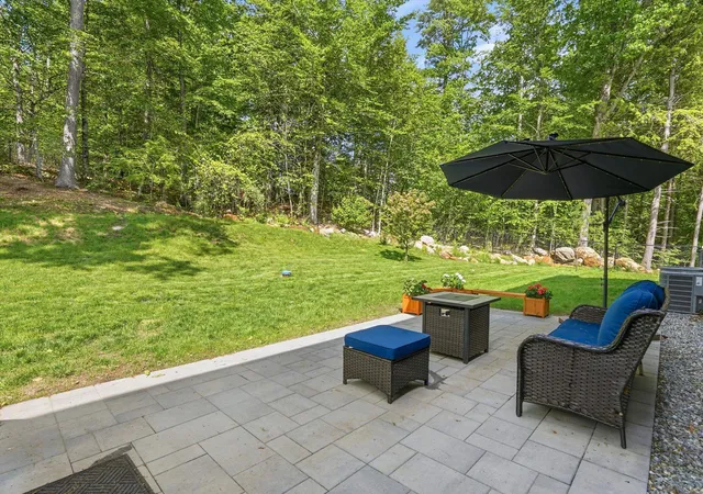 4th image of 47 Indian Rock Rd, Bedford, NH 03110 | MLS# 5092514