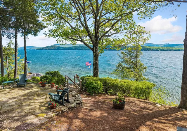 Homes for sale in Wolfeboro, NH | 122 Broadside Rd, Wolfeboro, NH 03894 | MLS# 5092536