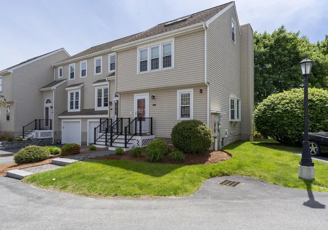 Homes for sale in Derry, NH | 11 Sundown Dr #D, Derry, NH 03038 | MLS# 5092604