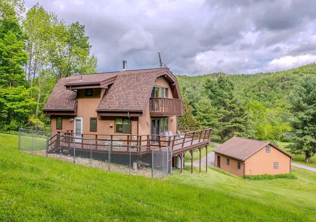 Single family home for sale at 358 High Meadow Wy, Pawlet, VT 05761 | MLS# 5092622