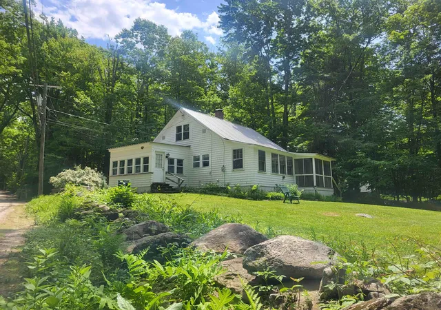 Photo 1 of Single family home for sale at 143 Martin Rd, Weare, NH 03281 | MLS# 5092634 | Listing updated on 2026-07-21