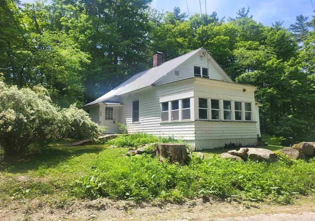 Photo 2 of Single family home for sale at 143 Martin Rd, Weare, NH 03281 | MLS# 5092634 | Listing updated on 2026-07-21