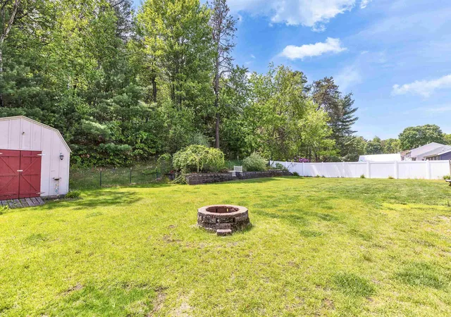 5th image of 330 Joseph Street Ext, Manchester, NH 03102 | MLS# 5092666