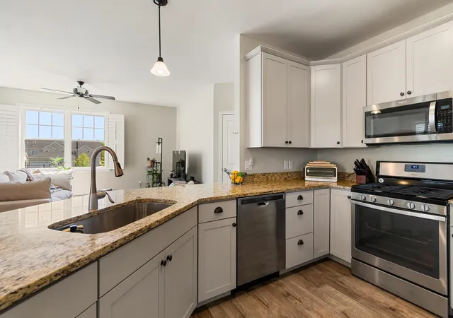 2nd image of 155 Holland Ln #9, Williston, VT 05495 | MLS# 5092712