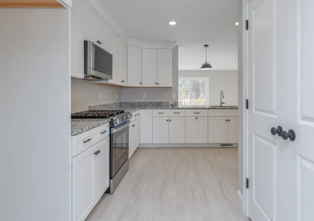 Photo 1 of Condo for sale at 18 B Windsor Ln #70, Hudson, NH 03051 | MLS# 5092737 | Listing updated on 2026-08-31